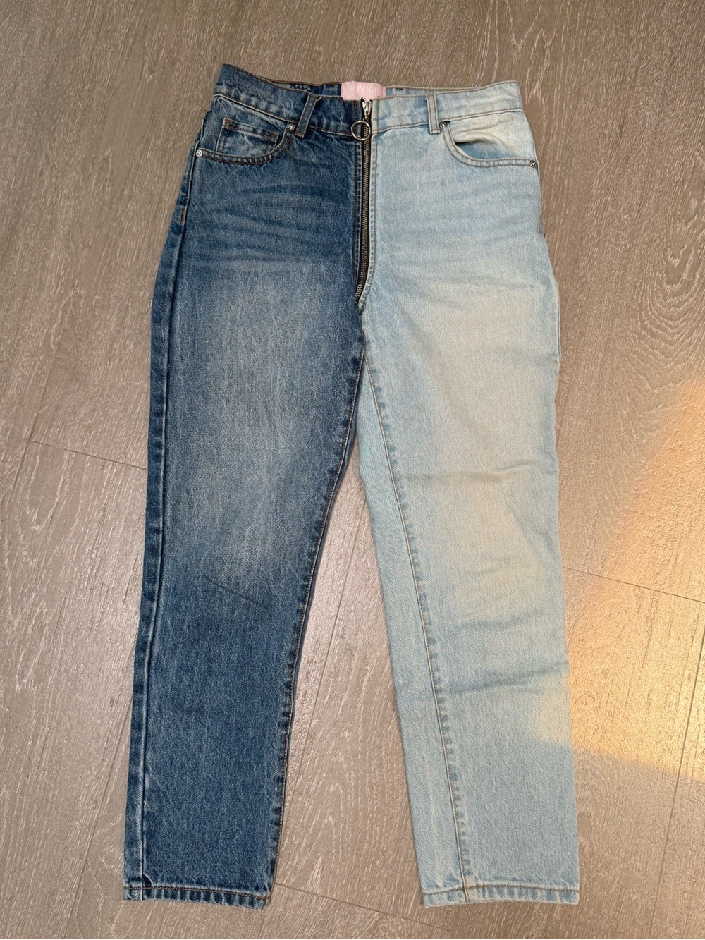 REVICE Ying Yang Crop Denim Jeans - Tokyo Wash